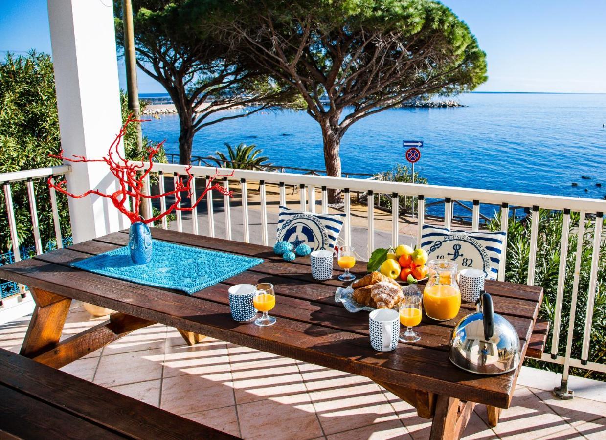Terrazza Lungomare, E Sei In Spiaggia... Cala Gonone Zewnętrze zdjęcie